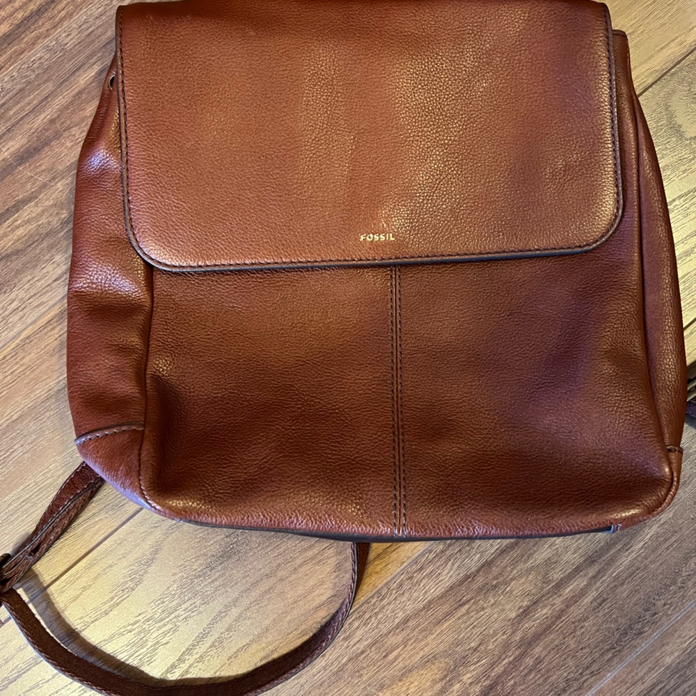 Fossil Women’s Rich Brown and Tan Leather Backpack